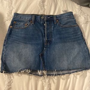 Levi’s button up denim skirt